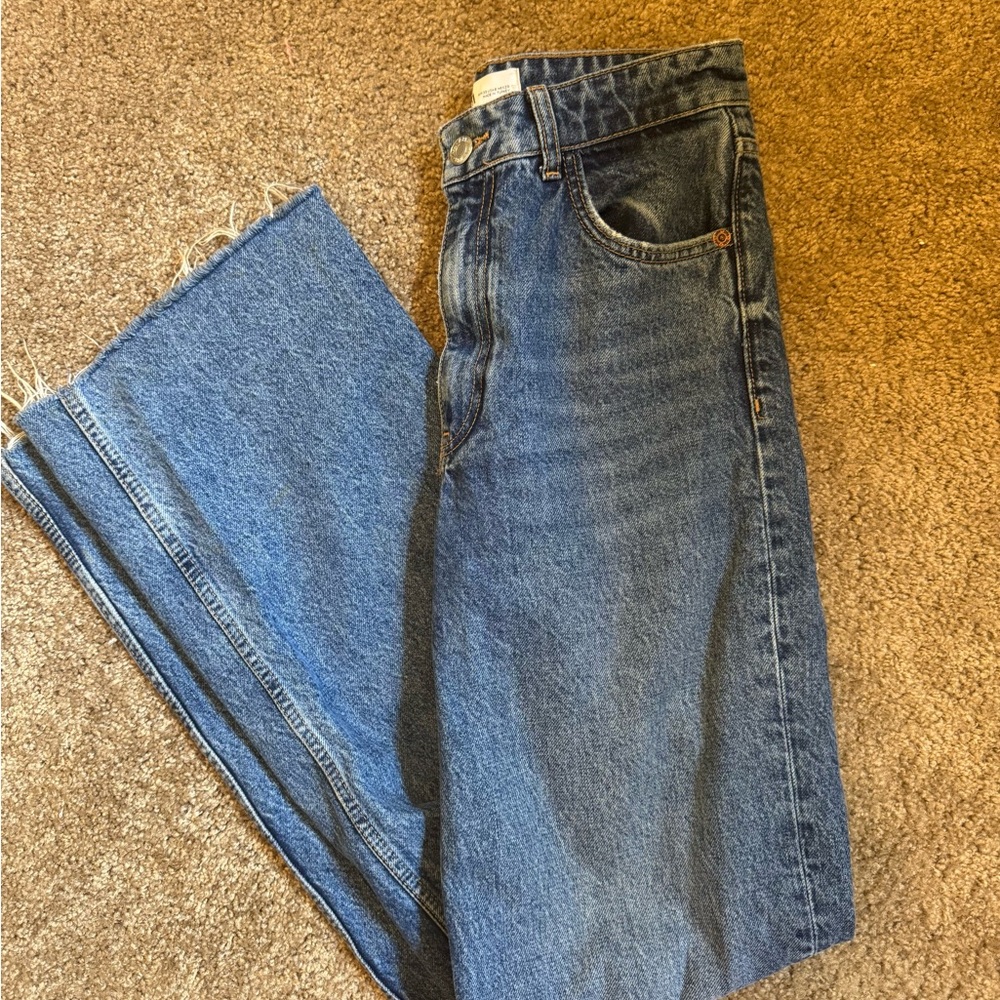 Zara Men's Straight Blue Jeans